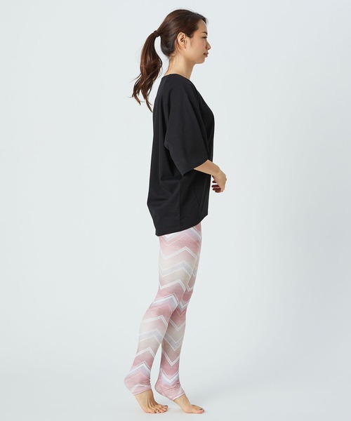 Julier Yoga and Relax(ジュリエヨガアンドリラックス)の「Julier リネンプレミアム天竺プルオーバー(Tシャツ/カットソー・レディース・ホワイト/ブラック/カーキ・FREE)」の7枚目の写真