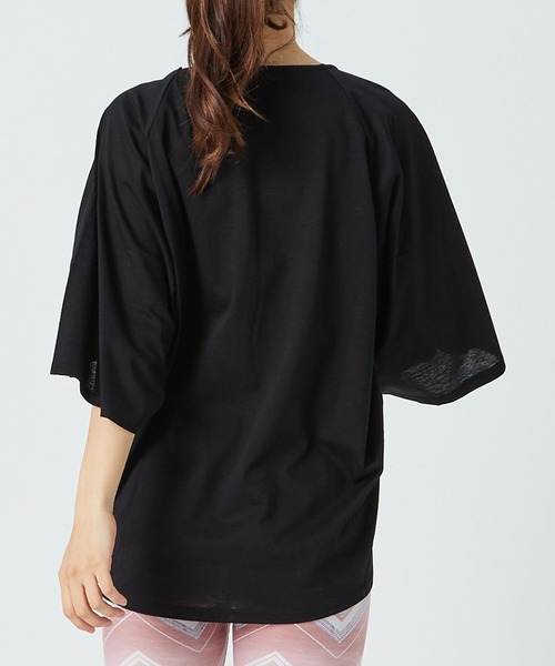 Julier Yoga and Relax(ジュリエヨガアンドリラックス)の「Julier リネンプレミアム天竺プルオーバー(Tシャツ/カットソー・レディース・ホワイト/ブラック/カーキ・FREE)」の22枚目の写真