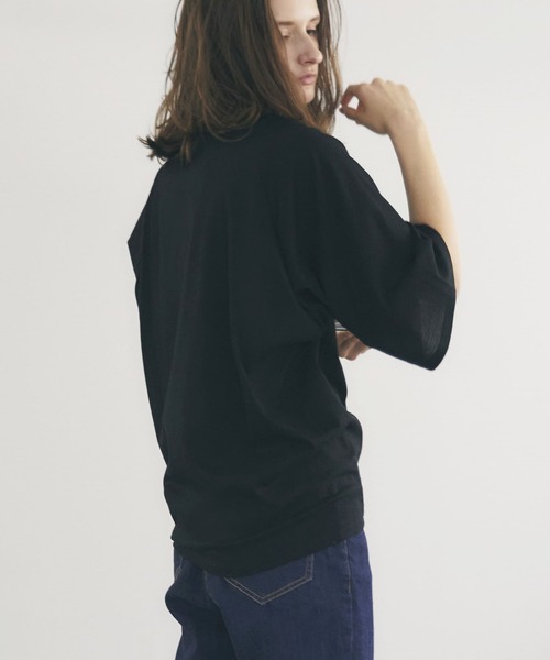 Julier Yoga and Relax(ジュリエヨガアンドリラックス)の「Julier リネンプレミアム天竺プルオーバー(Tシャツ/カットソー・レディース・ホワイト/ブラック/カーキ・FREE)」の6枚目の写真