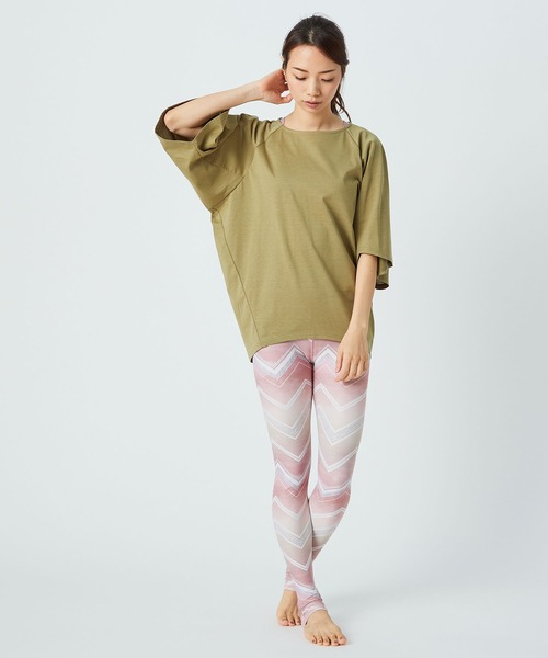 Julier Yoga and Relax(ジュリエヨガアンドリラックス)の「Julier リネンプレミアム天竺プルオーバー(Tシャツ/カットソー・レディース・ホワイト/ブラック/カーキ・FREE)」の18枚目の写真