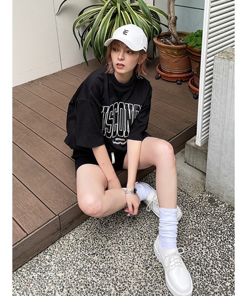 ENVYM（アンビー）の「ビッグロゴオーバーＴＥＥ（Tシャツ/カットソー・レディース・ライトグレー/ホワイト/ブラック・FREE）」の2枚目の写真