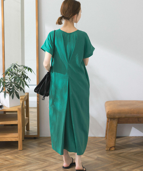 美品 アーバンリサーチ リネン ロングワンピース グリーン ウエスト紐有り URBAN RESEARCH ROSSO（アーバンリサーチロッソ）の「リネン混