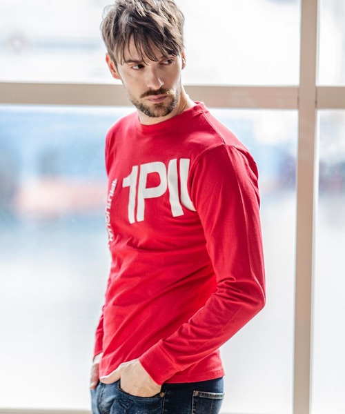 1piu1uguale3 RELAX（ウノピュウノウグァーレトレリラックス）の「1PIU1UGUALE3 RELAX(ウノピゥウノウグァーレトレ)ダブルロゴ長袖Tシャツ（Tシャツ/カットソー・メンズ・ブラック/ホワイト/レッド・S/M/L/XL/XXL）」の9枚目の写真