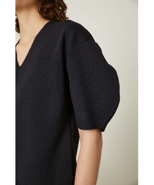 RIM.ARK(リムアーク)の「Round form long knit tops(ニット/セーター・レディース・ネイビー系/ベージュ・ONE SIZE)」の3枚目の写真