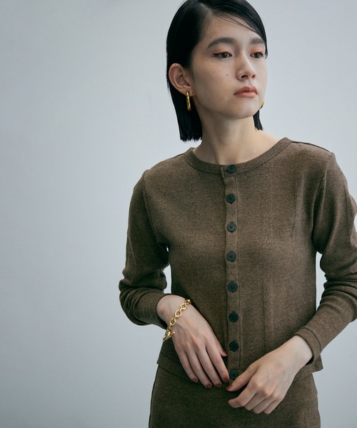 MILLER（ミラー）の「【Miller for ADAM ET ROPE'】別注 Cardigan（カーディガン/ボレロ・レディース・ダークグリーン/キャメル・FREE）」の2枚目の写真