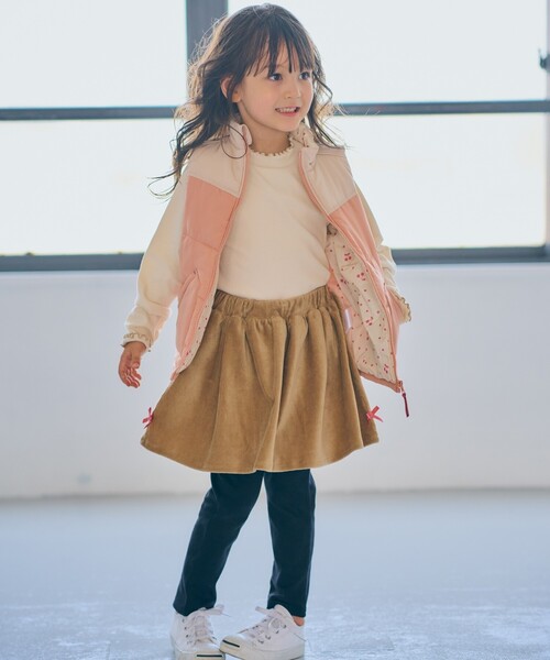 SHOO・LA・RUE(シューラルー)の「【100-140cm/撥水】配色薄中綿ベスト(その他アウター・キッズ・ネイビー系4/ピンク系9・14/11/10/12/13)」の16枚目の写真