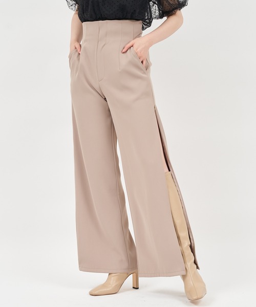 ROYAL PARTY(ロイヤルパーティー)の「ハイウエストZIPスリットパンツ(その他パンツ・レディース・ベージュ/オフホワイト/ブラック・FREE)」の1枚目の写真