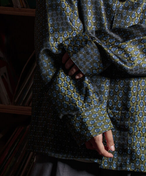 GLOSTER(グロスター)の「【GLOSTER/グロスター】ジャガードチャイナシャツ 総柄 小紋柄(シャツ/ブラウス・メンズ・ブラウン系その他/ベージュ系その他/グリーン系その他・S/M/L)」の14枚目の写真