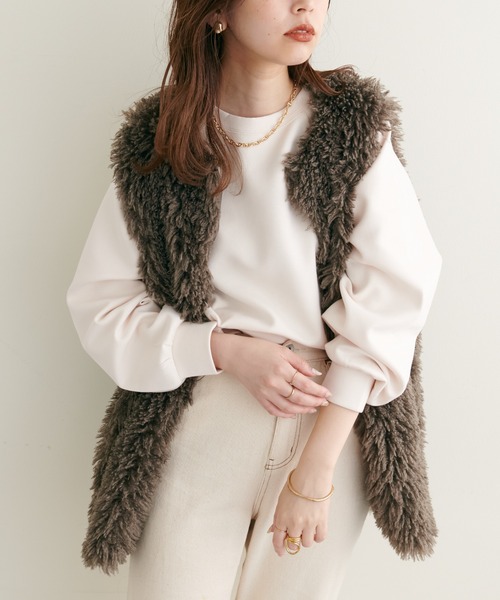 natural couture(ナチュラルクチュール)の「2022AWアイテム/質感と色味にこだわった きれいめクロップド丈プルオーバー(Tシャツ/カットソー・レディース・サックスブルー/オフホワイト/モカ/ピンク・FREE)」の8枚目の写真