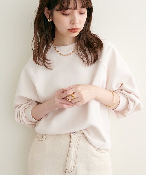 natural couture(ナチュラルクチュール)の「2022AWアイテム/質感と色味にこだわった きれいめクロップド丈プルオーバー(Tシャツ/カットソー・レディース・サックスブルー/オフホワイト/モカ/ピンク・FREE)」の7枚目の写真