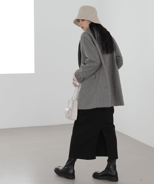 LAKOLE（ラコレ）の「タンクソールロングブーツ / 162571（ブーツ・レディース・アイボリー/ブラック・MEDIUM/LARGE）」の15枚目の写真