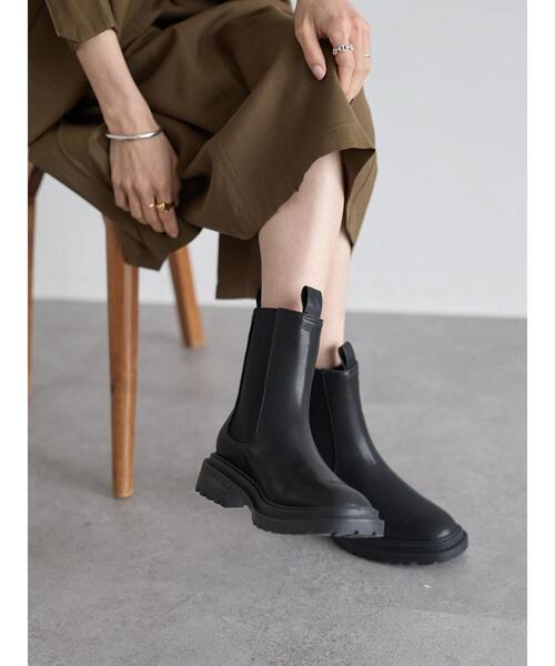 rem closet（レムクローゼット）の「チェルシーブーツ（ブーツ・レディース・オフホワイト/ブラック・36/37）」の8枚目の写真