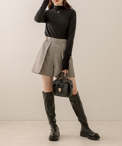 OLIVE des OLIVE（オリーブデオリーブ）の「プリーツショートパンツ（その他パンツ・レディース・ブラウン/ブラック/チャコールグレー/カーキ・FREE）」の21枚目の写真