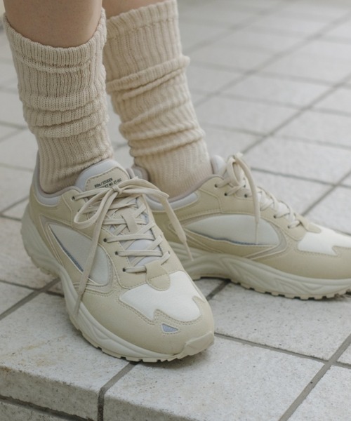 MoonStar(ムーンスター)の「【810s】STUDEN(スニーカー・レディース・チャコールグレー/グレー/ベージュ/カーキ・23/25/24/26/27)」の4枚目の写真