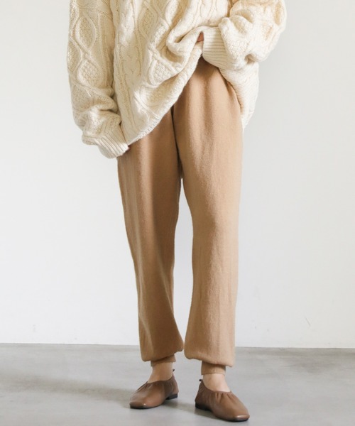 select MOCA（セレクトモカ）の「ソフトタッチニットイージージョガー