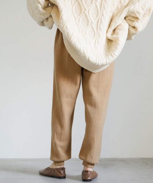 select MOCA（セレクトモカ）の「ソフトタッチニットイージージョガー