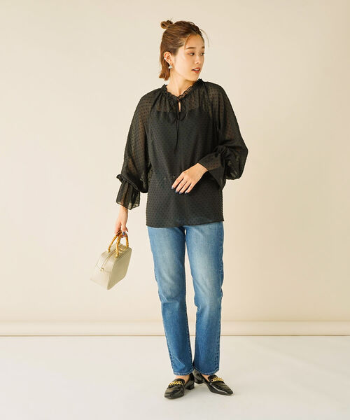 NOLLEY’S（ノーリーズ）の「2WAY衿フリルブラウス（シャツ/ブラウス・レディース・オフホワイト/ブラック・38）」の7枚目の写真