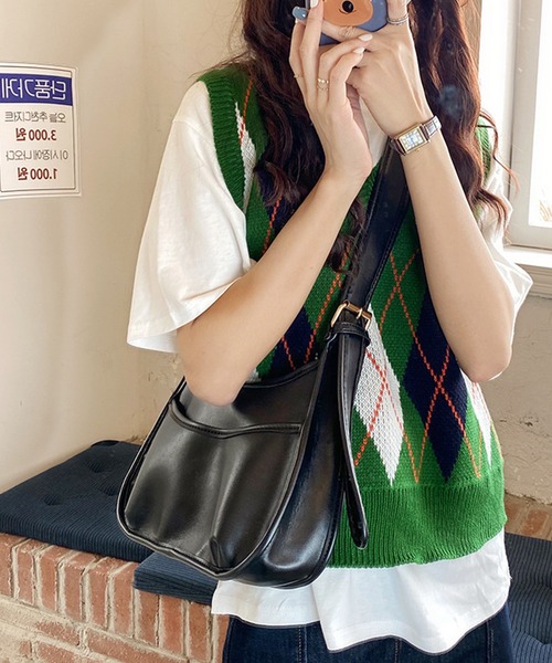 aimoha（アイモハ）の「シンプルショルダーバッグ（ショルダーバッグ・レディース・ブラック/オフホワイト/ブラウン・FREE）」の21枚目の写真