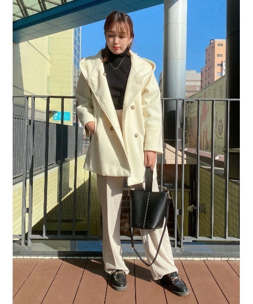HONEYSUCKLE ROSE(ハニーサックルローズ)の「【HONEYSUCKLE ROSE】フードミドルコート(ダウンジャケット/コート・レディース・ネイビー/オフホワイト・M/L)」の4枚目の写真