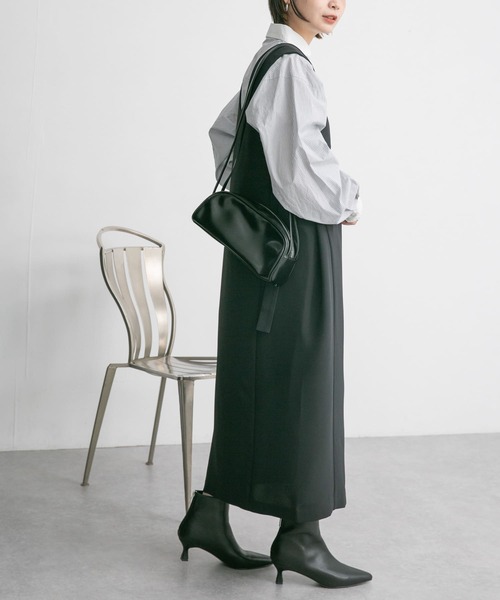 KBF（ケイビーエフ）の「サイドベルトVネックジャンパースカート（ワンピース・レディース・ブラック/アイボリー/モカ・ONE）」の18枚目の写真