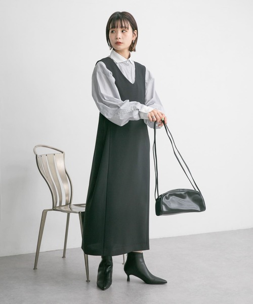 KBF（ケイビーエフ）の「サイドベルトVネックジャンパースカート（ワンピース・レディース・ブラック/アイボリー/モカ・ONE）」の17枚目の写真