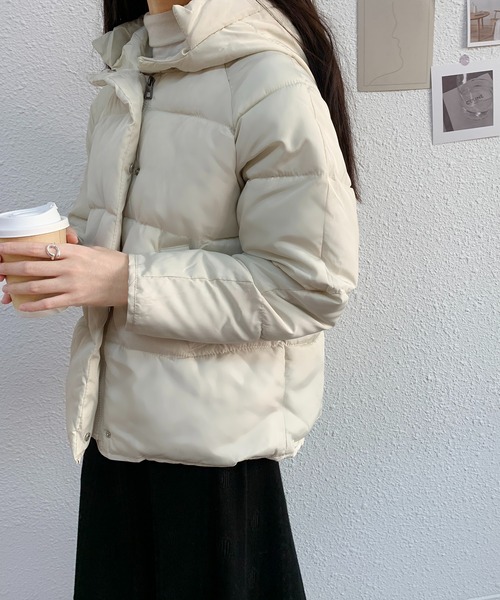 BLANC FICELLE（ブランフィセル）の「ショート丈 中綿 ブルゾン（ダウンジャケット/コート・レディース・ブラック/アイボリー/ピンク/レッド・M/S/L）」の9枚目の写真
