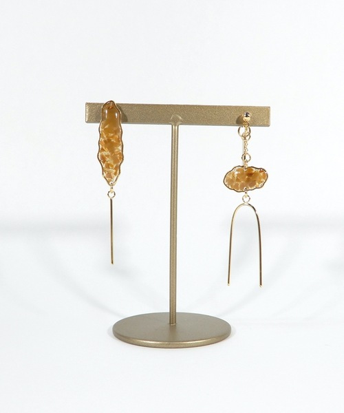 The Rule(ザルール)の「The Rule ザルール : Nacre pieced earring : パール ピアス(ピアス(両耳用)・レディース・ホワイト/グリーン/ブラウン・FREE)」の9枚目の写真