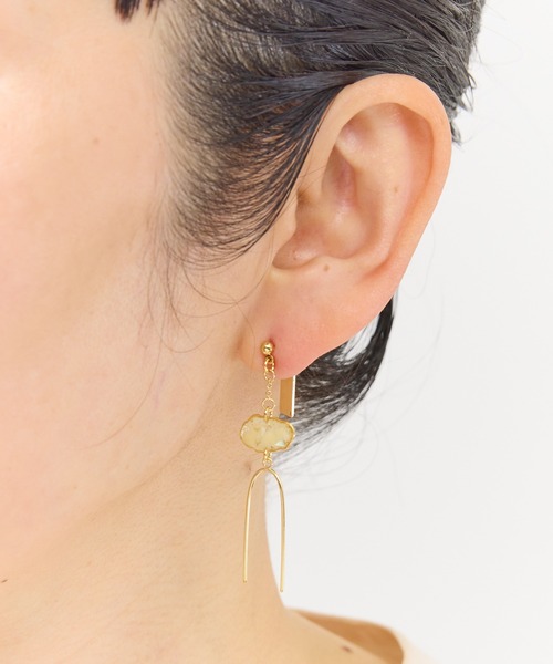 The Rule(ザルール)の「The Rule ザルール : Nacre pieced earring : パール ピアス(ピアス(両耳用)・レディース・ホワイト/グリーン/ブラウン・FREE)」の17枚目の写真