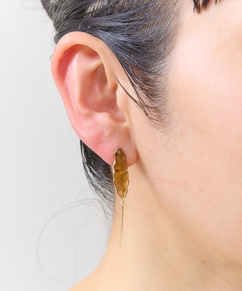 The Rule(ザルール)の「The Rule ザルール : Nacre pieced earring : パール ピアス(ピアス(両耳用)・レディース・ホワイト/グリーン/ブラウン・FREE)」の16枚目の写真