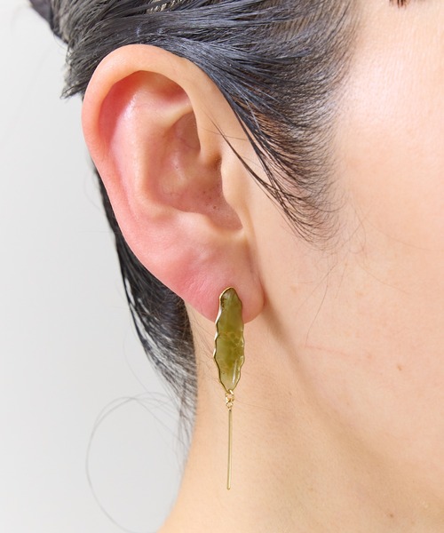 The Rule(ザルール)の「The Rule ザルール : Nacre pieced earring : パール ピアス(ピアス(両耳用)・レディース・ホワイト/グリーン/ブラウン・FREE)」の14枚目の写真