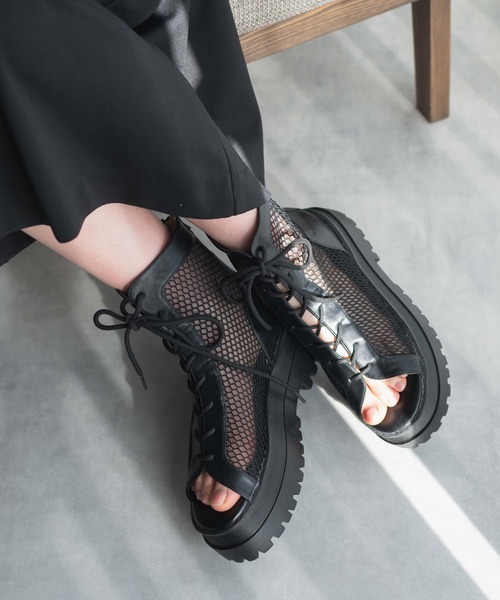 WEGO(ウィゴー)の「WEGO/レースアップブーツサンダル(サンダル・レディース・ブラック・MEDIUM/LARGE)」の11枚目の写真