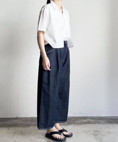 COMMON WARE(コモンウェアー)の「COMMONWARE:ポリエステルストレッチ フラシ トレンチ オープンカラー シャツS/S(シャツ/ブラウス・レディース・ホワイト/グレー/ブラック・L/XL/M)」の6枚目の写真
