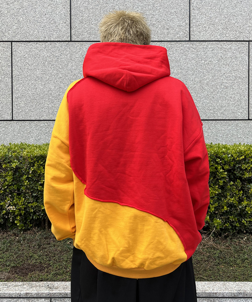 Oriens JOURNAL STANDARD(オリエンス ジャーナルスタンダード)の「カラーブロックフーディ/COLOR BLOCK HOODIE(パーカー・メンズ・ライトブルー/ブラック/レッド・MEDIUM/LARGE)」の10枚目の写真
