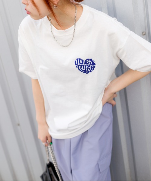 SpRay(スプレイ)の「ハートロゴTシャツ(Tシャツ/カットソー・レディース・ライトブルー/ホワイト×レッド/チャコールグレー/オートミール/ブルー系その他・FREE)」の11枚目の写真