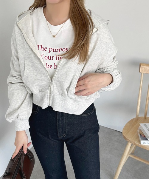 apres jour（アプレジュール）の「袖ボリュームジップパーカー【ZOZOTOWN限定アイテム】（パーカー・レディース・オフホワイト/ライトピンク/ナチュラル・フリー/X-LARGE）」の6枚目の写真