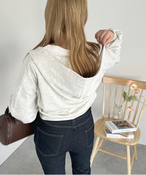 apres jour（アプレジュール）の「袖ボリュームジップパーカー【ZOZOTOWN限定アイテム】（パーカー・レディース・オフホワイト/ライトピンク/ナチュラル・フリー/X-LARGE）」の9枚目の写真