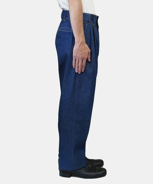E.TAUTZ（イートウツ）の「【E.TAUTZ】PLEATED CHORE TROUSERS (INDIGO)（デニムパンツ・メンズ・インディゴブルー・30）」の4枚目の写真
