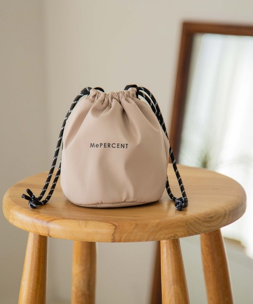 Me%（ミィパーセント）の「ナイロンキンチャクポーチ（ポーチ・レディース・グレー/ブラック/ブラウン・FREE）」の5枚目の写真