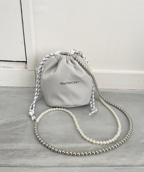 Me%（ミィパーセント）の「ナイロンキンチャクポーチ（ポーチ・レディース・グレー/ブラック/ブラウン・FREE）」の8枚目の写真