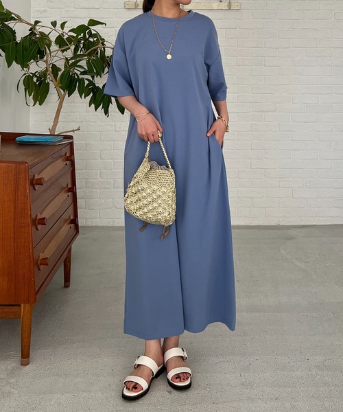 un dix cors（アンディコール）の「カットジョーゼット半袖ワンピース（ワンピース・レディース・キャメル/オレンジ/ブラック/サックスブルー・FREE/S）」の2枚目の写真