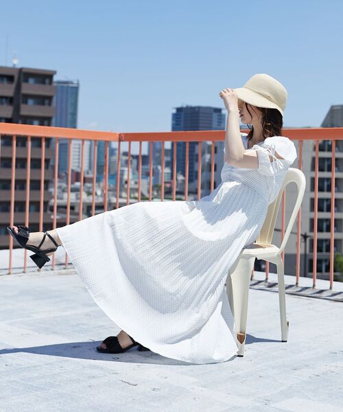 MAJESTIC LEGON(マジェスティックレゴン)の「【WEB限定XSサイズあり】モテレディワンピース(ワンピース・レディース・ホワイト系その他2/ホワイト系その他/ブラック系その他/グレー系その他・MEDIUM/SMALL/X-SMALL)」の14枚目の写真