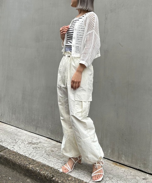 INGNI（イング）の「2WAYショート丈メッシュ柄ニットカーディガン（カーディガン/ボレロ・レディース・ブラック/オフホワイト/オレンジ/ロイヤルブルー・M）」の11枚目の写真