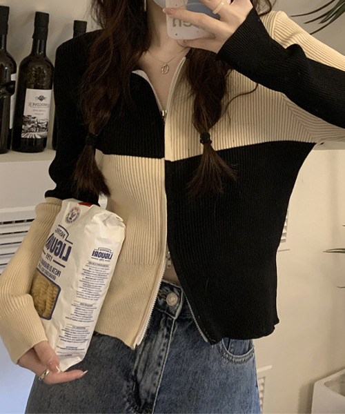 c.u.l（シーユーエル）の「格子柄 ジップアップカーディガン culw510（カーディガン/ボレロ・レディース・ブラック/ブルー・FREE）」の4枚目の写真