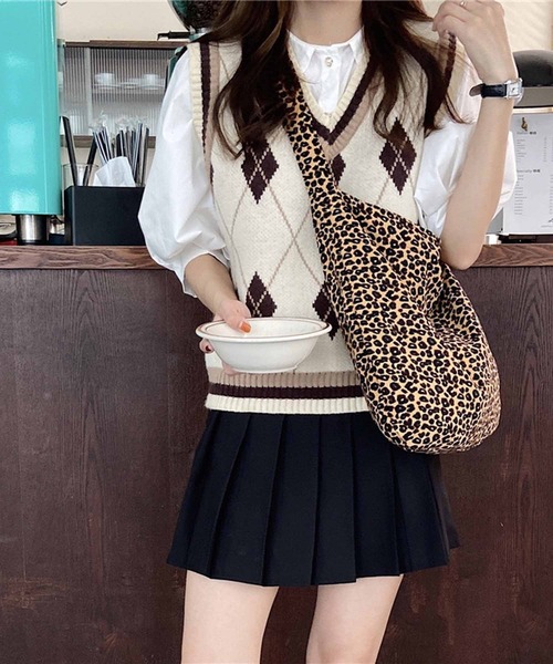 NANEA（ナネア）の「ヒョウ柄トートバッグ（トートバッグ・レディース・ホワイト/ブラウン・ﾌﾘ-）」の14枚目の写真