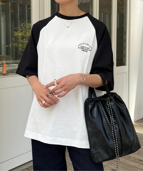 CPCM(シーピーシーエム)の「胸1ポイント刺繍ラグランT(Tシャツ/カットソー・メンズ・ブラック/レッド/グリーン・MEDIUM/LARGE)」の4枚目の写真