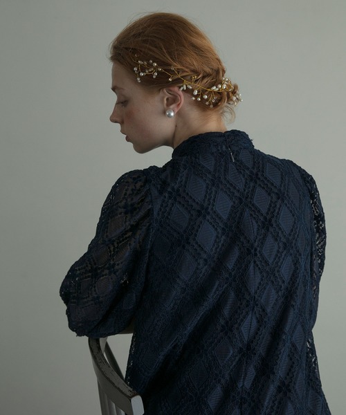 BONLECILL noir(ボンルシールノワール)の「【BONLECILL noir】パール&ビジュー フラワーヘッドドレス(その他ヘアアクセサリー・レディース・ゴールド/シルバー・FREE)」の17枚目の写真