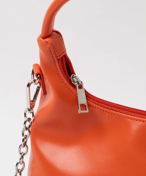 WEGO(ウィゴー)の「WEGO/ハーフムーンチェーンショルダー(ショルダーバッグ・レディース・シルバー/オレンジ/ブラック・FREE)」の9枚目の写真