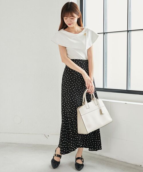 MAJESTIC LEGON(マジェスティックレゴン)の「A4スクエアトートバッグ(トートバッグ・レディース・アイボリー/ブラック/ブラウン・FREE)」の9枚目の写真