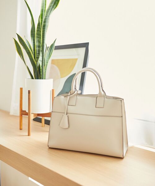 MAJESTIC LEGON(マジェスティックレゴン)の「A4スクエアトートバッグ(トートバッグ・レディース・アイボリー/ブラック/ブラウン・FREE)」の5枚目の写真