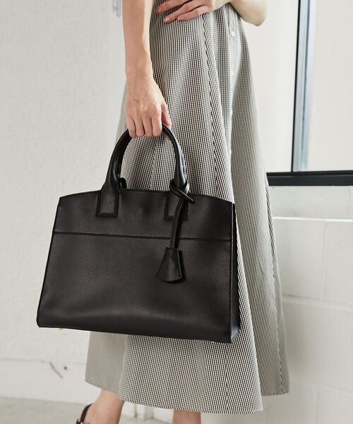 MAJESTIC LEGON(マジェスティックレゴン)の「A4スクエアトートバッグ(トートバッグ・レディース・アイボリー/ブラック/ブラウン・FREE)」の13枚目の写真